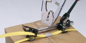 Manual Box Strapping Machine