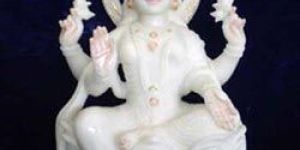 Marble Laxmi Maa Statue