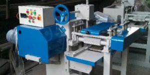 Straight Line Rip Saw Cutting Machine