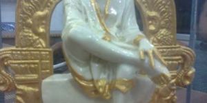 Sai Baba Statue
