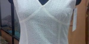 Ladies Sleeveless Kurtis