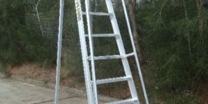 Mobile Work Platform Ladder