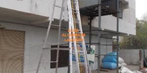 Movable Extension Ladder