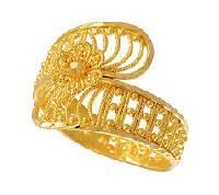 Ladies Gold Jewelery