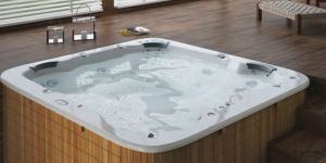 Jacuzzi Spa Tub