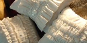 Ruffle Cushion