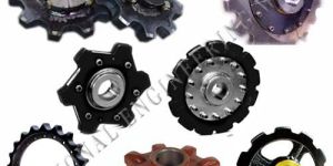 Segmented Rim Sprocket, Grooved Traction Wheel