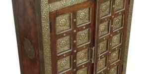 Wooden Brass Fitted Almirah