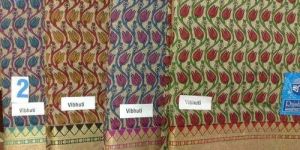 Fancy Gadwal Border Fabric