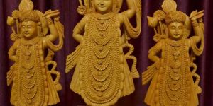 Wooden Srinath Ji Sculpture