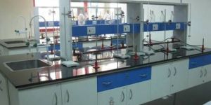 Laboratory Instrument Table