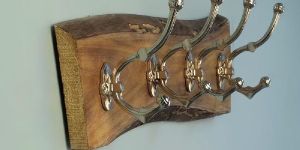 Multi Hooks on Board