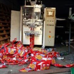 Automatic Pouch Packing Machine