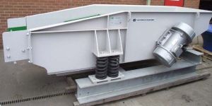 Vibrating Feeder