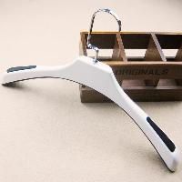 Plastic Ladies Suit Hanger
