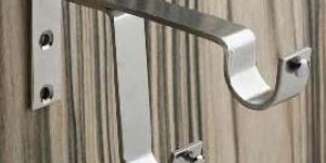 Tunes Curtain Supports