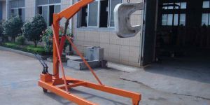 Hydraulic Floor Crane