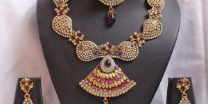 Antique Necklace Set