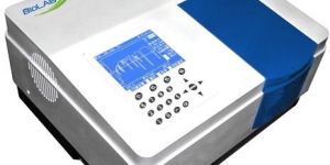 Split Beam UV Visible Spectrophotometer