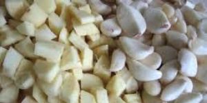 Peeled Ginger and Garlic