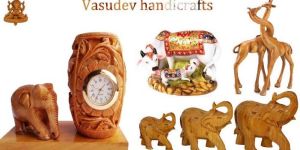 Wooden Handicrafts Exporters
