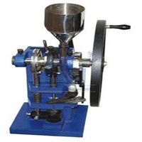 Hand Operated Tablet Machine