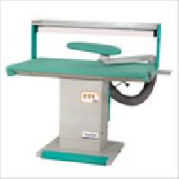Vacuum Ironing Table