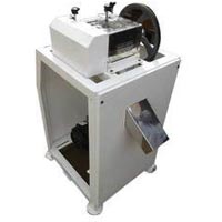 Plastic Dana Cutter Machine