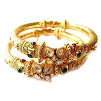 Gold Forming Jewellery