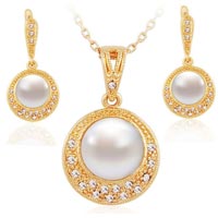 Pearl Pendant Set