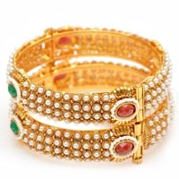 Kundan Bangles