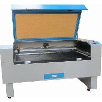 Acrylic Laser Cutting Machine