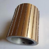 Fibrillating Roller