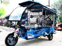 Closed Body Electric Auto Rickshaw