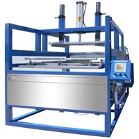 Vacuum Forming Machine