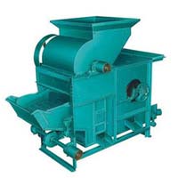 Groundnut Decorticator