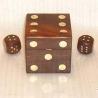 Wooden Dice Box