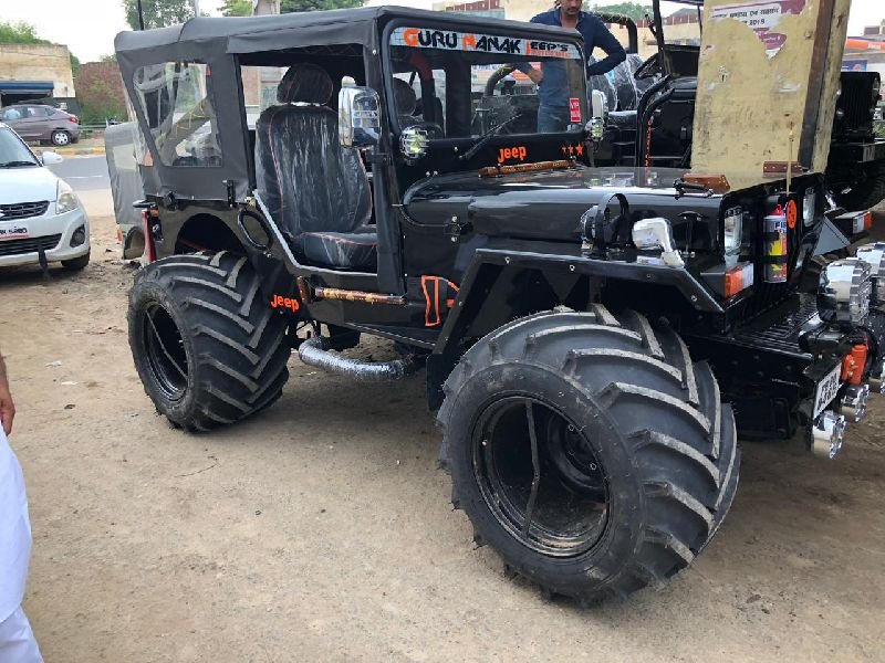 Modified Jeep 06
