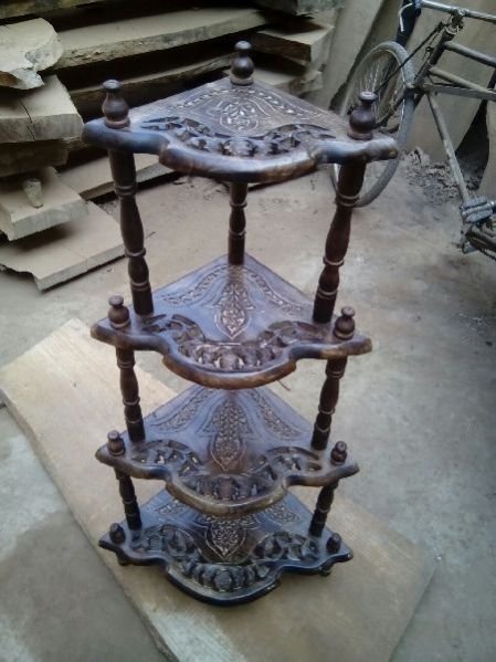 Wooden Corner Table 01