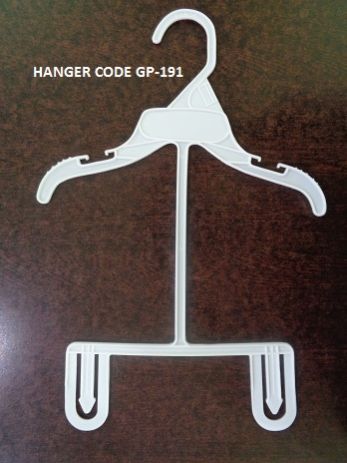 GP-191 Plastic Garment Hanger