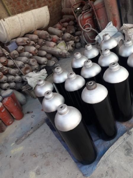 Soda Maker Cylinder 01
