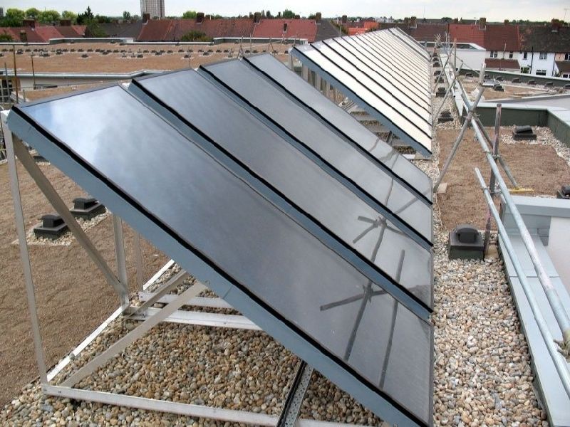 Solar Water Heater 02