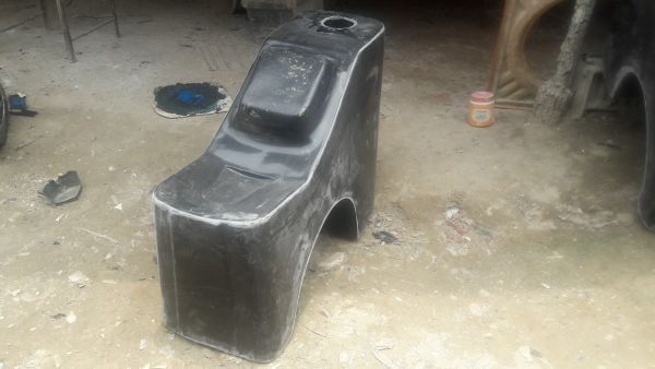 FRP Shampoo Chair 02