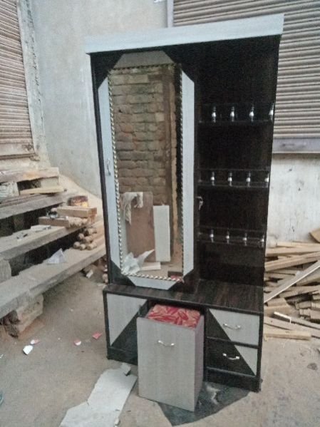 Dressing Table 02