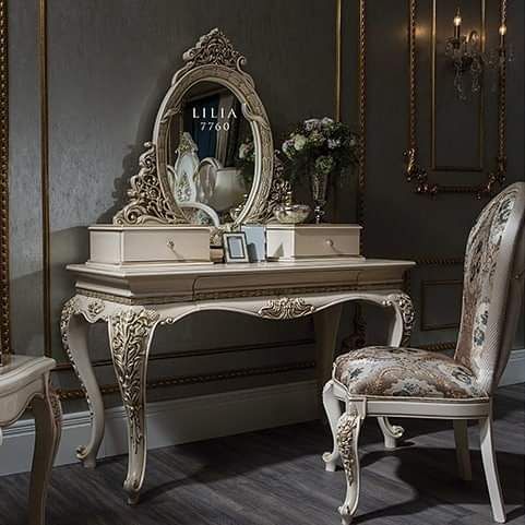 Dressing Table 17