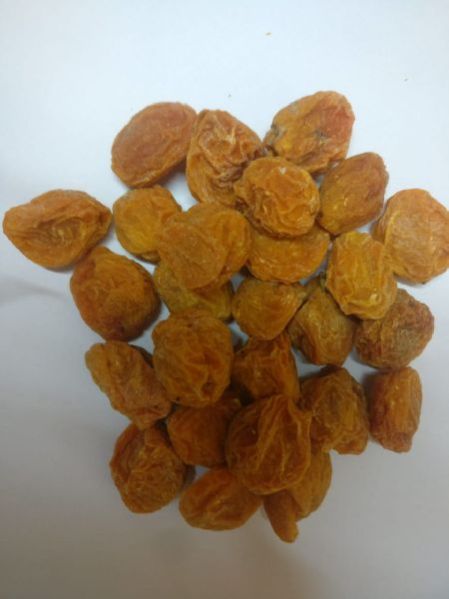 Kashmiri Dry Apricot 02
