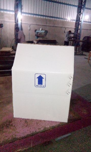 White Duplex Corrugated Box 02