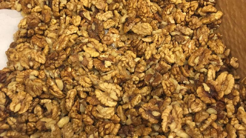 Kashmiri Walnut Kernels 02
