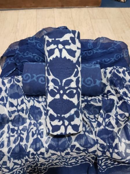 Cotton Dabu Print Suits 02
