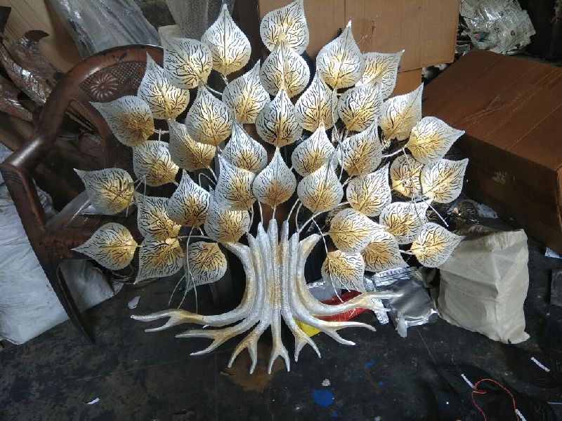 Iron Gift Article 09